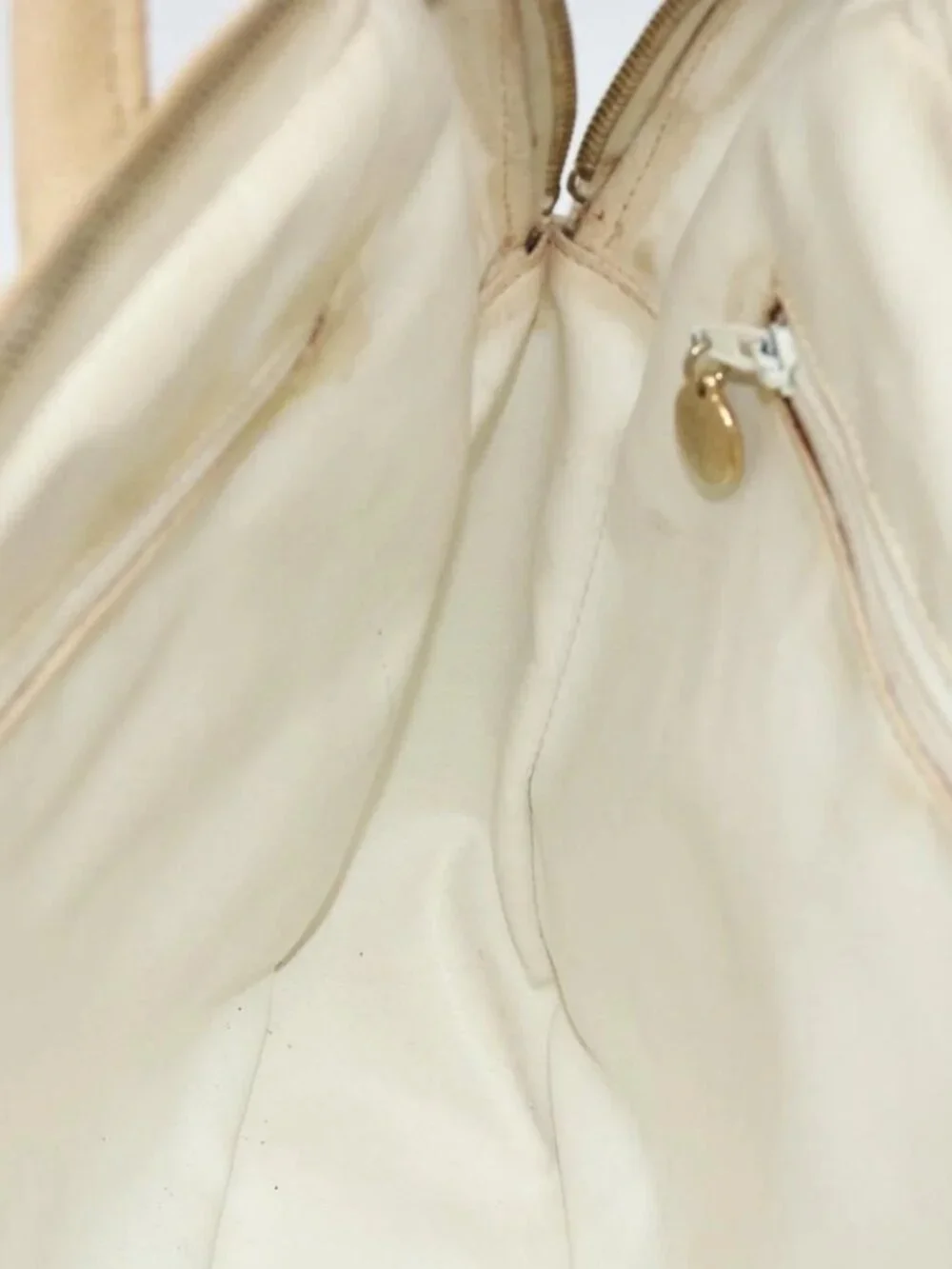CHANEL Hand Bag Grained Calf Skin Cream Gold CC Auth 174548